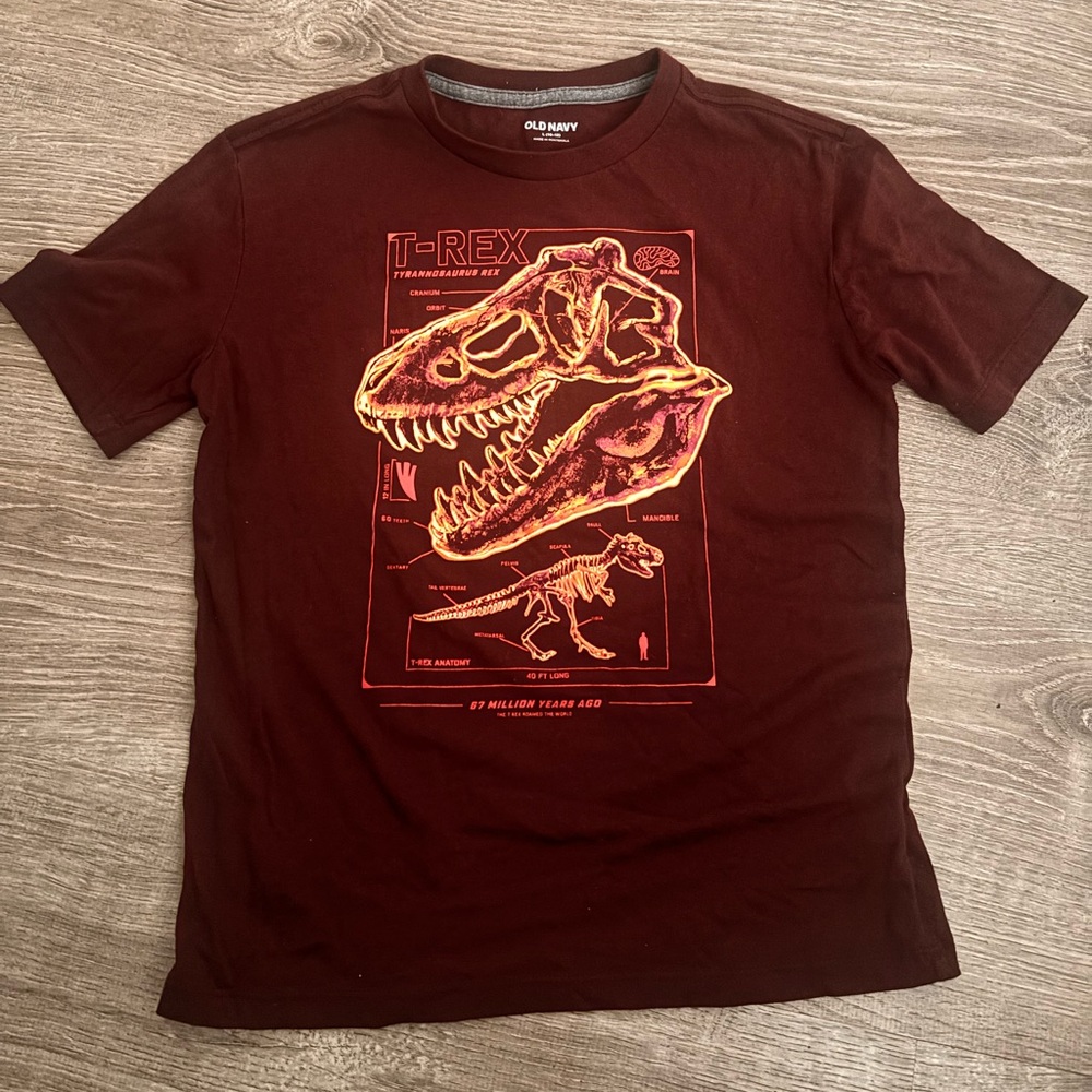 Graphic T-Shirts Bundle - Picture 2 of 5